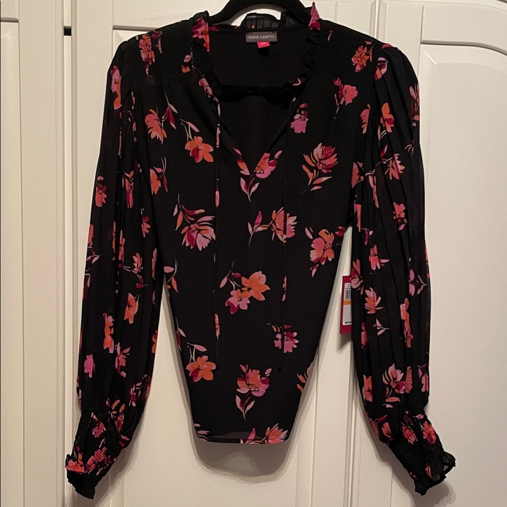 NWT Vince Camuto Flattering Black and Pink Floral Blouse